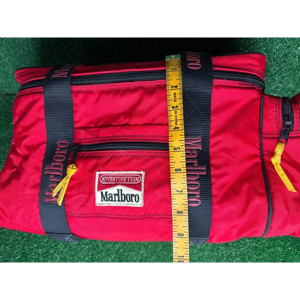 Vintage Marlboro Adventure Team Lizard Rock Cooler Bag Red Insulated Travel Tote